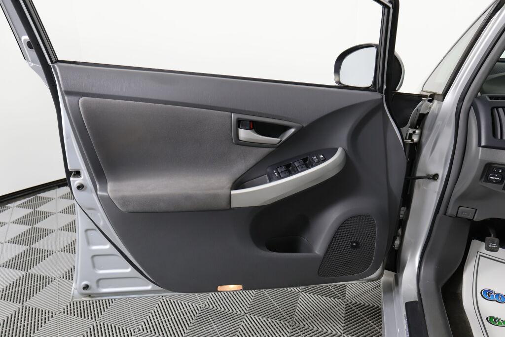 used 2010 Toyota Prius car, priced at $5,495