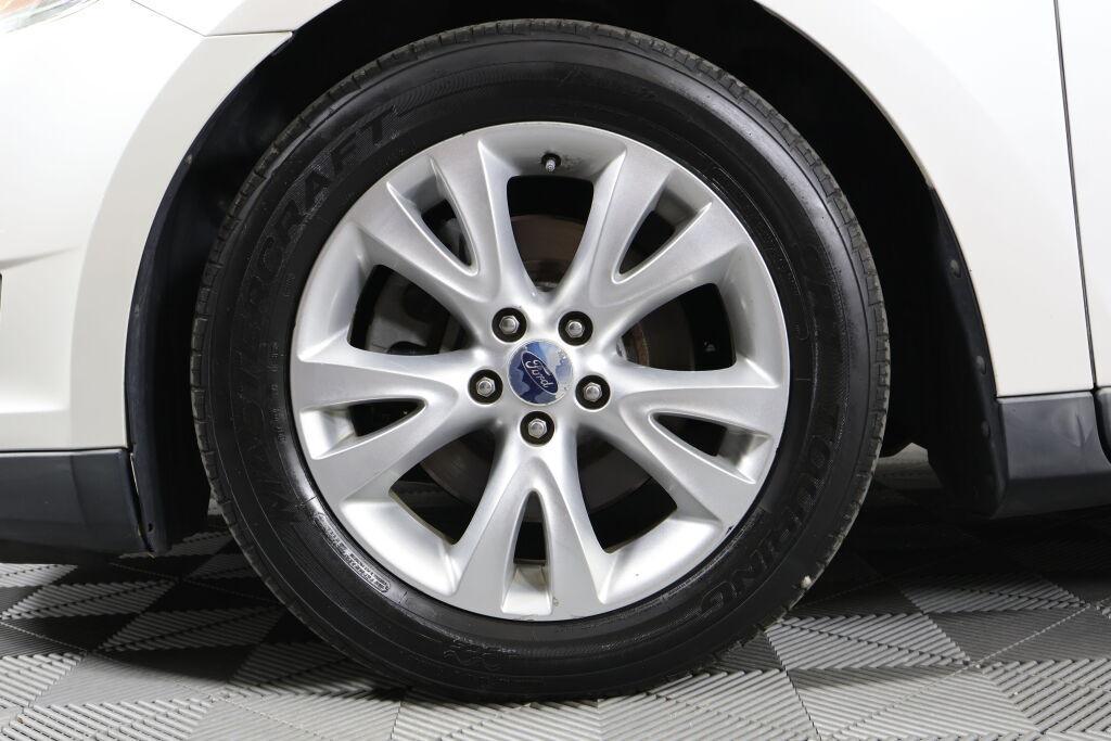 used 2010 Ford Taurus car, priced at $6,493