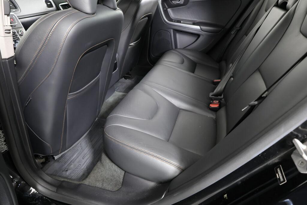 used 2016 Volvo V60 Cross Country car, priced at $14,794