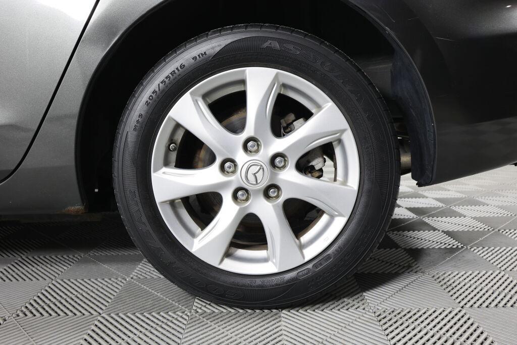 used 2011 Mazda Mazda3 car, priced at $7,295