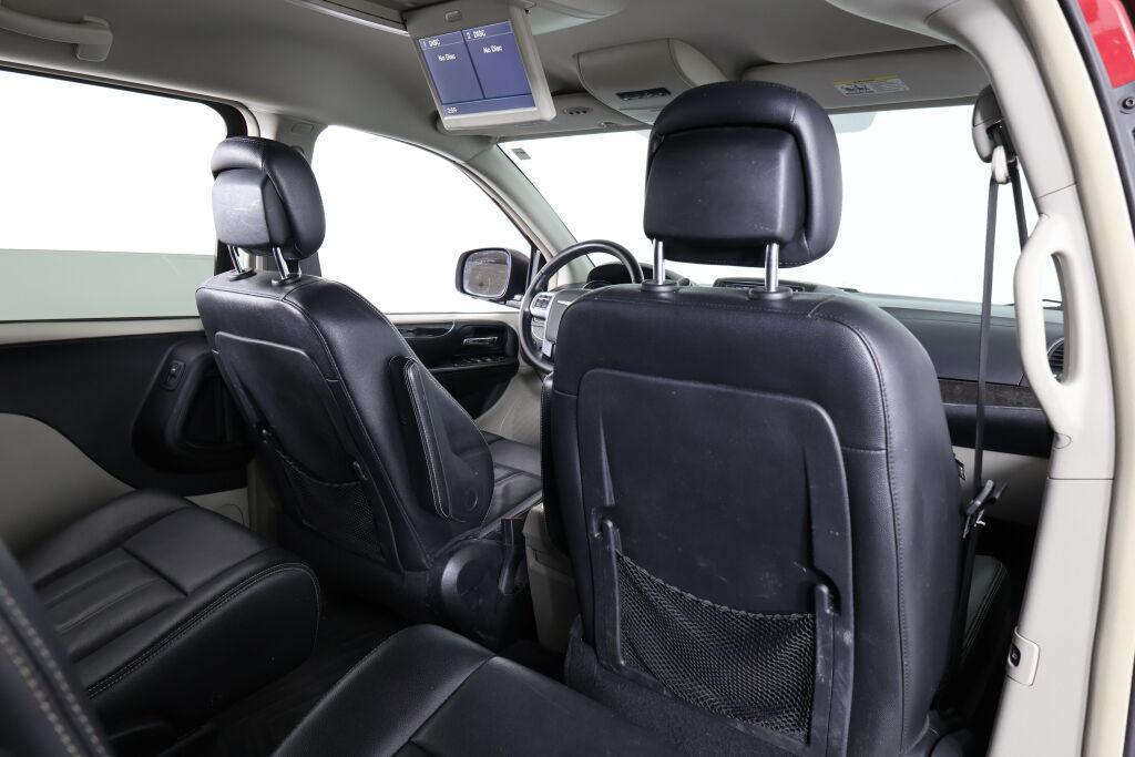 used 2014 Chrysler Town & Country car, priced at $6,495