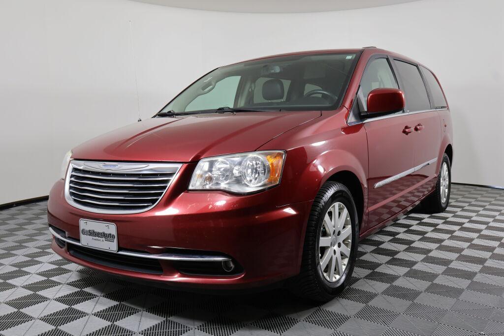 used 2014 Chrysler Town & Country car, priced at $6,495