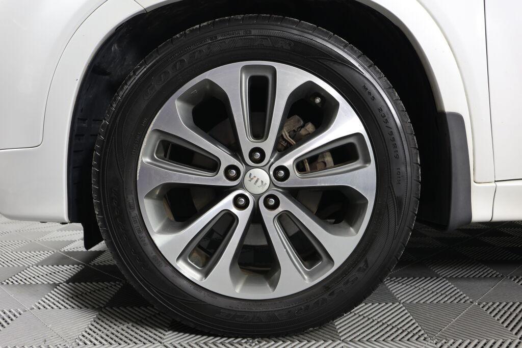 used 2015 Kia Sorento car, priced at $9,995