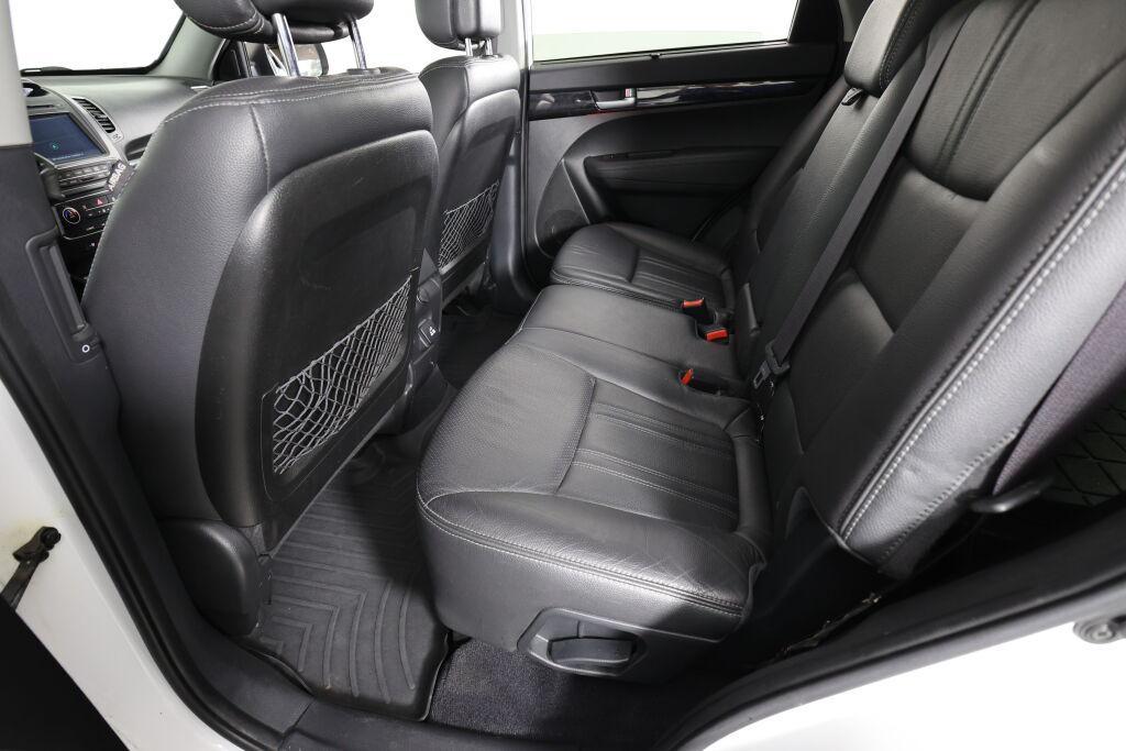 used 2015 Kia Sorento car, priced at $9,995