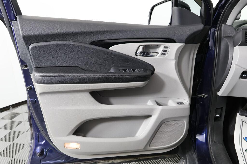 used 2016 Honda Pilot car, priced at $18,495