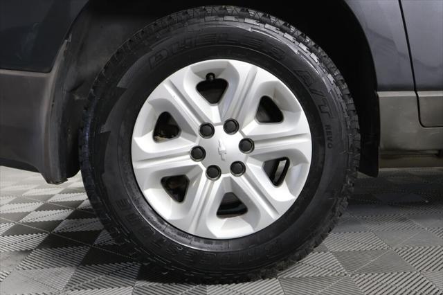used 2012 Chevrolet Traverse car, priced at $6,995