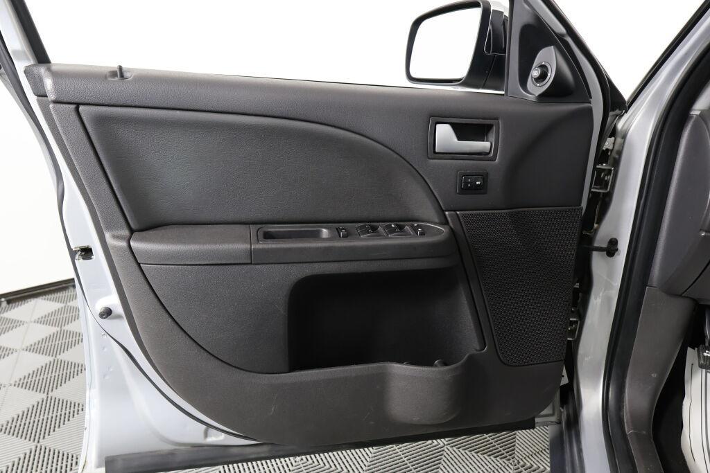 used 2005 Ford Five Hundred car, priced at $6,794