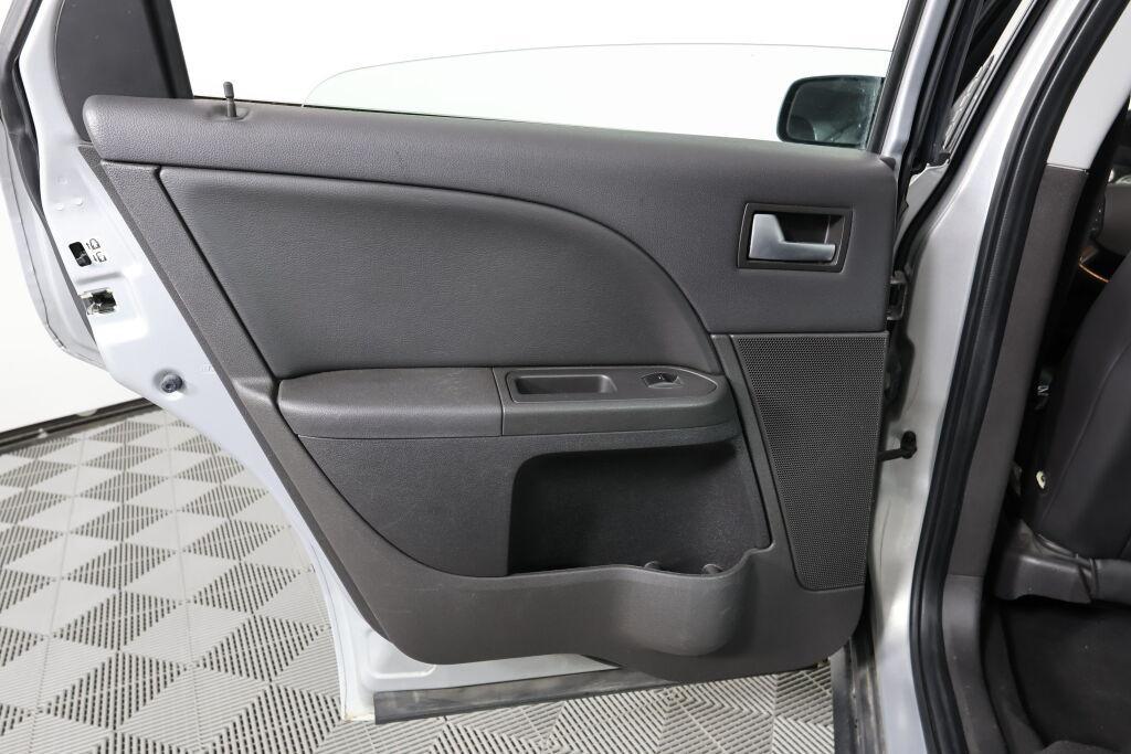 used 2005 Ford Five Hundred car, priced at $6,794