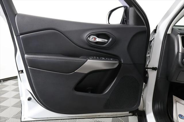 used 2019 Jeep Cherokee car, priced at $15,495
