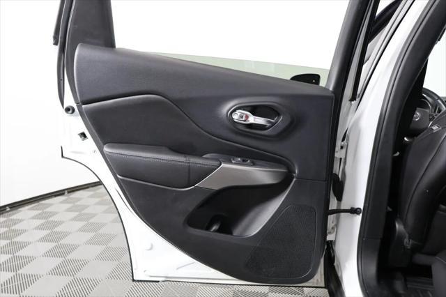 used 2019 Jeep Cherokee car, priced at $15,495