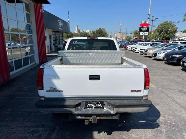 used 1998 GMC Sierra 1500 car, priced at $13,444