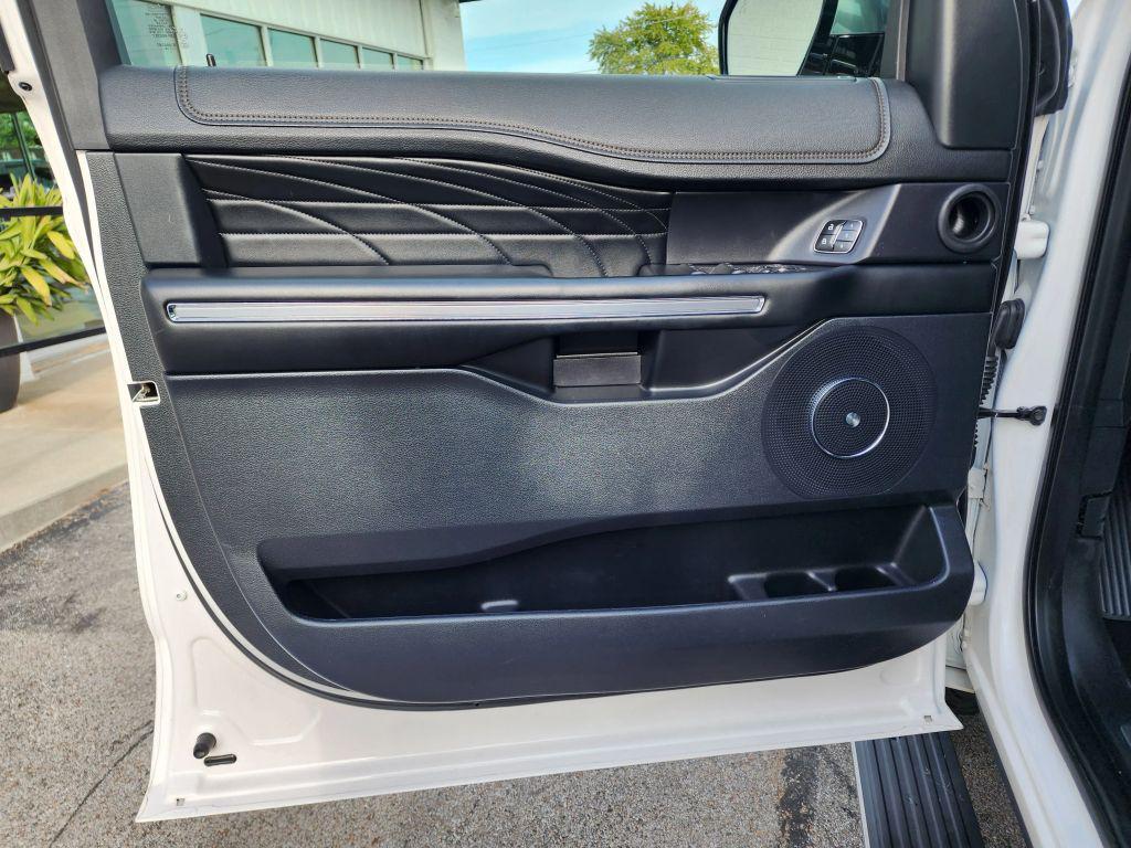 used 2019 Ford Expedition car, priced at $28,944