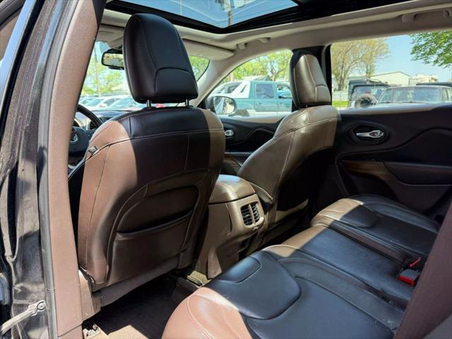 used 2015 Jeep Cherokee car, priced at $11,900