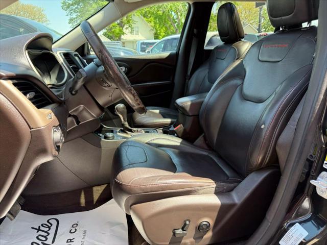 used 2015 Jeep Cherokee car, priced at $11,900
