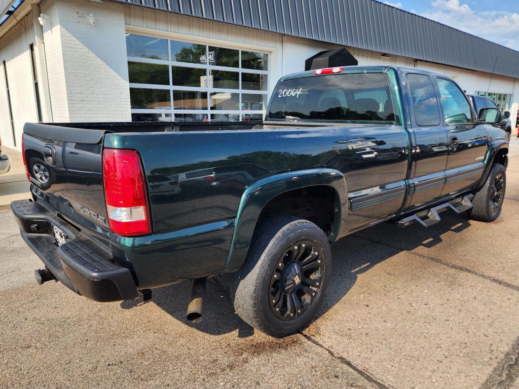 used 2001 Chevrolet Silverado 2500 car, priced at $22,900