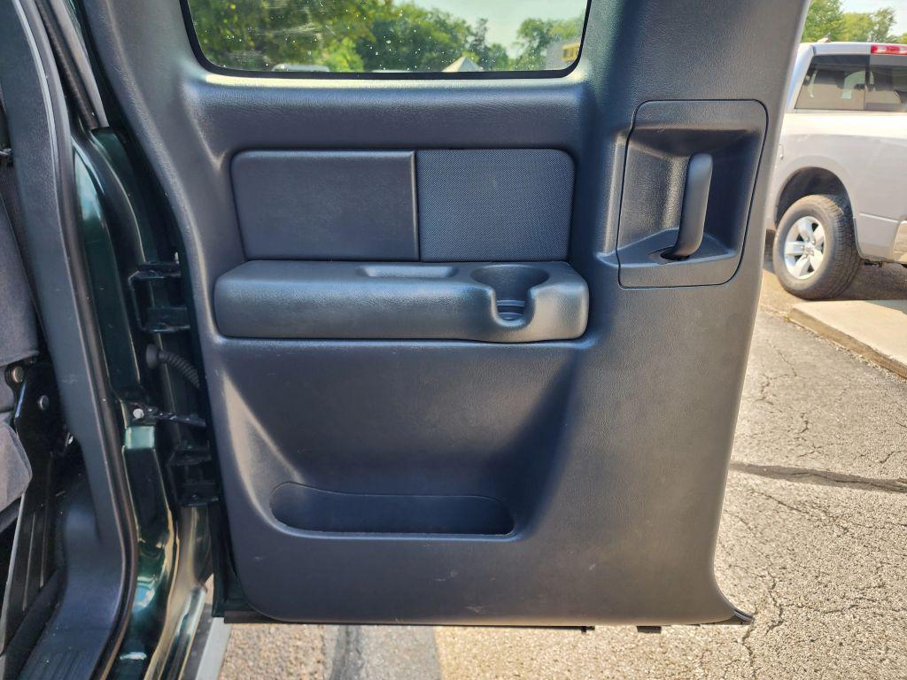 used 2001 Chevrolet Silverado 2500 car, priced at $22,900