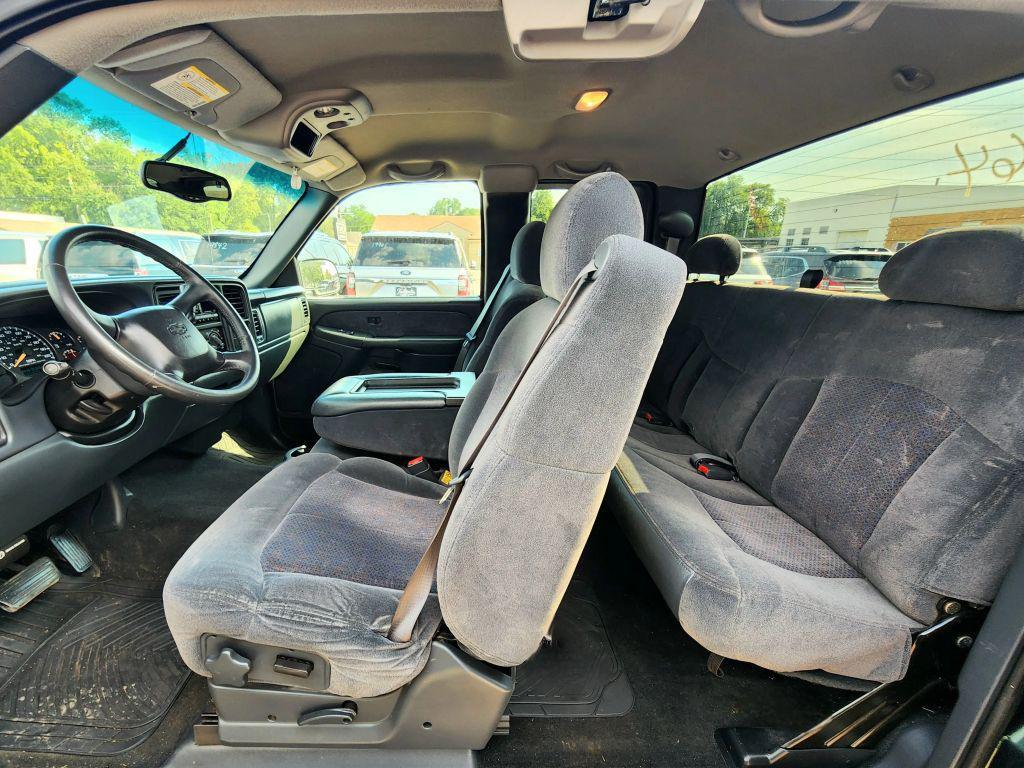 used 2001 Chevrolet Silverado 2500 car, priced at $22,900