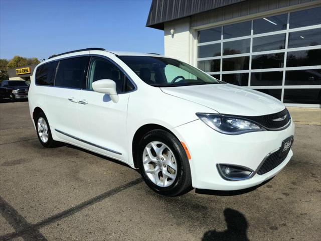 used 2017 Chrysler Pacifica car, priced at $13,998