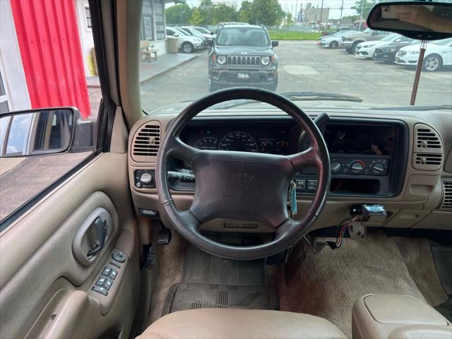 used 1999 Chevrolet Suburban car, priced at $9,900