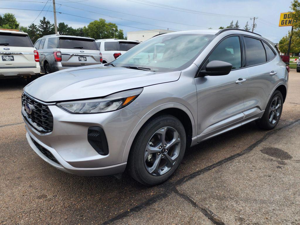 used 2024 Ford Escape car, priced at $27,900