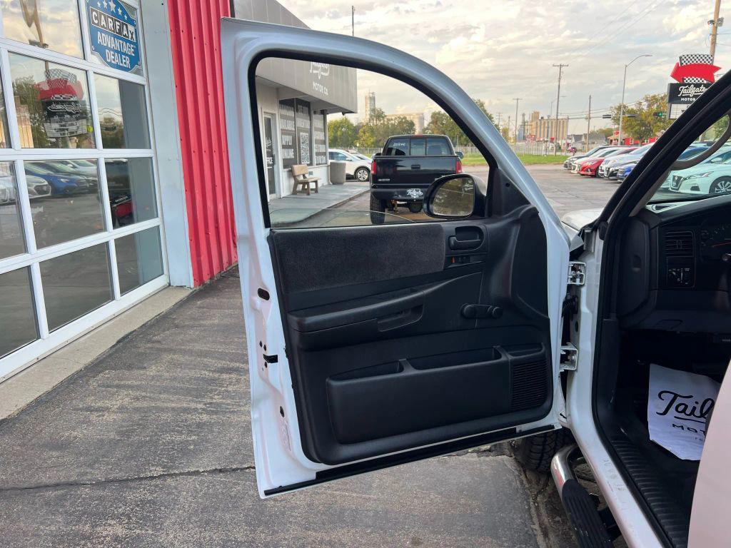 used 2003 Dodge Dakota car, priced at $12,900