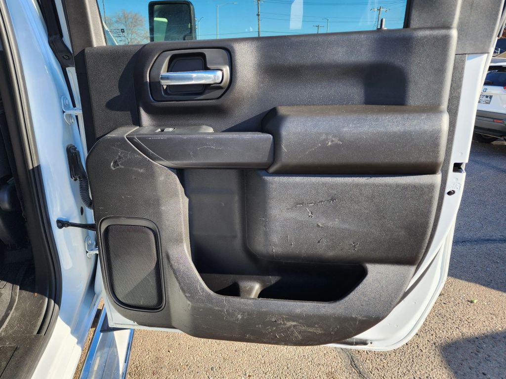 used 2023 Chevrolet Silverado 2500 car, priced at $32,900