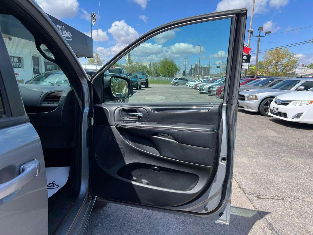 used 2016 Dodge Grand Caravan car, priced at $7,900