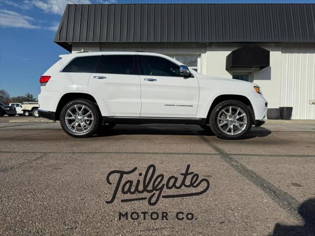 used 2016 Jeep Grand Cherokee car, priced at $19,490