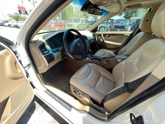 used 2007 Volvo S60 car, priced at $4,002