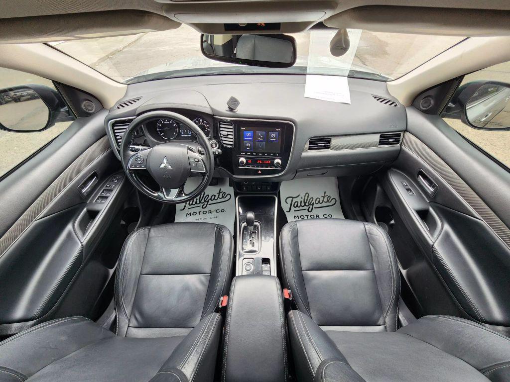 used 2020 Mitsubishi Outlander car, priced at $11,900