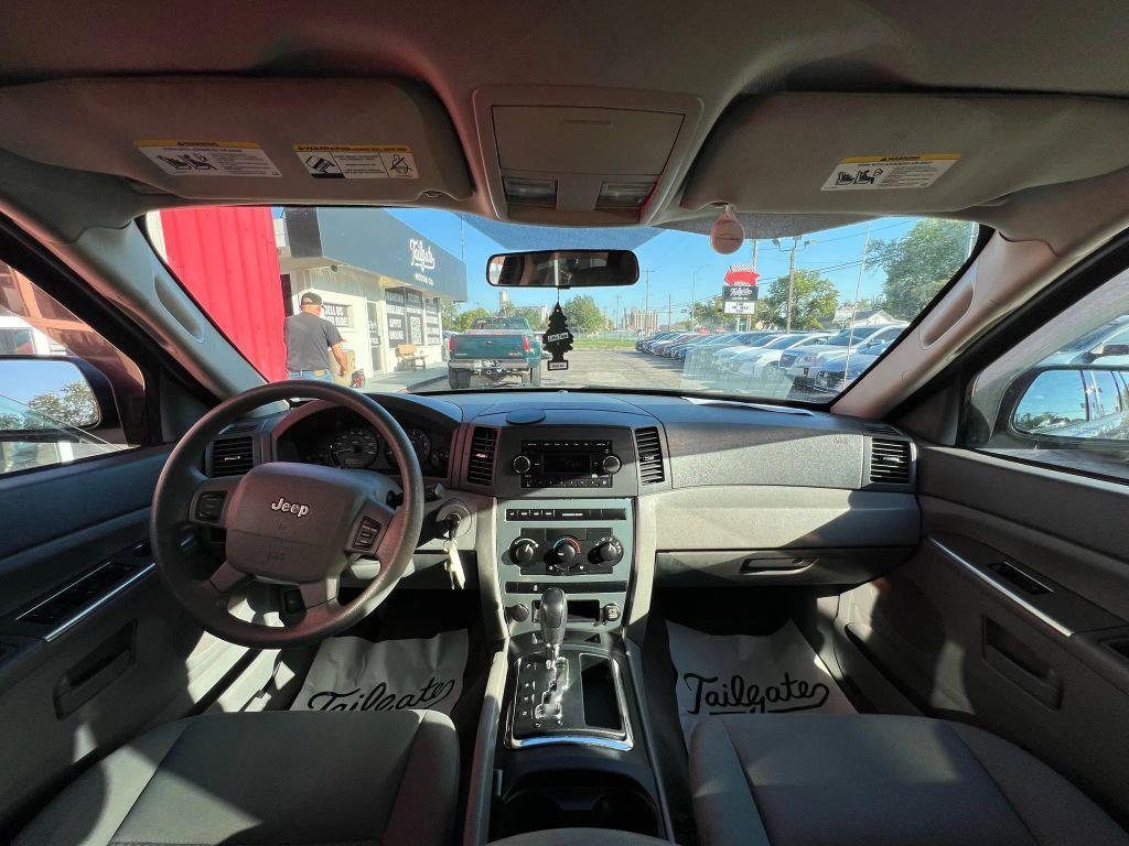 used 2006 Jeep Grand Cherokee car, priced at $8,900