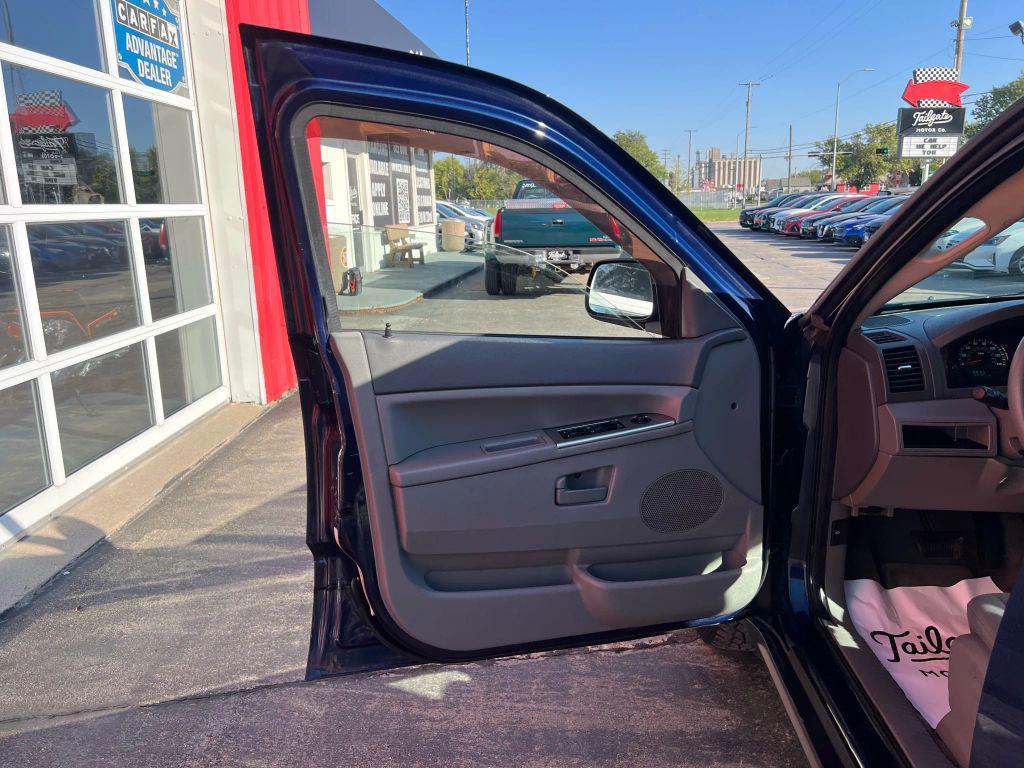used 2006 Jeep Grand Cherokee car, priced at $8,900