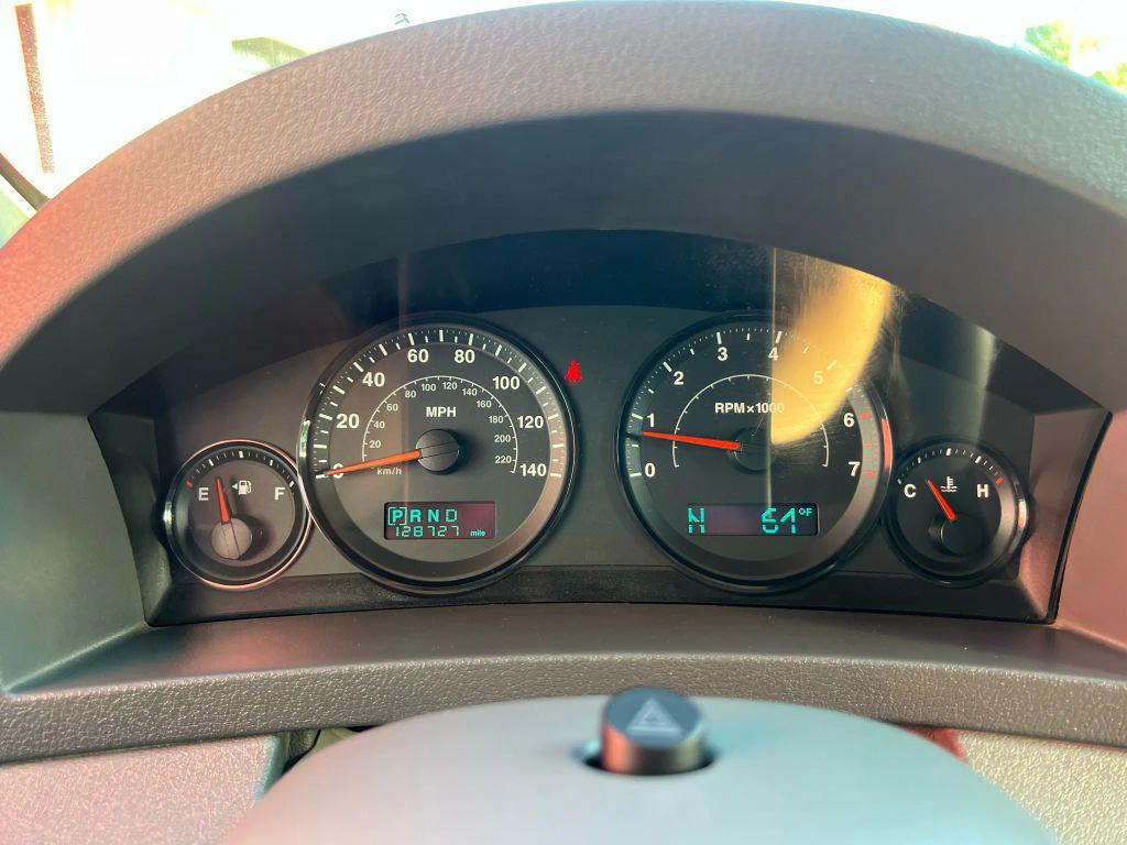 used 2006 Jeep Grand Cherokee car, priced at $8,900