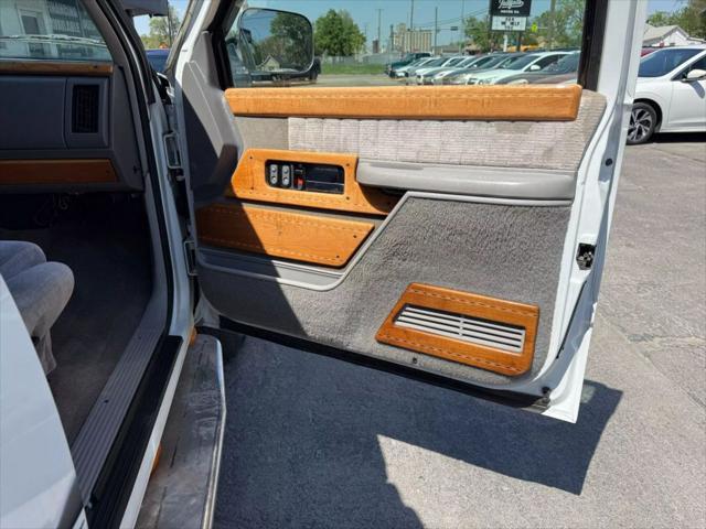 used 1994 Chevrolet 3500 car, priced at $10,900