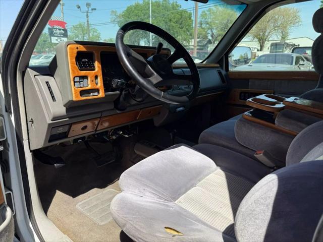 used 1994 Chevrolet 3500 car, priced at $10,900