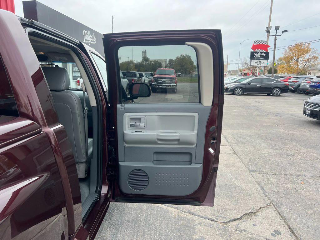 used 2005 Dodge Dakota car, priced at $12,900