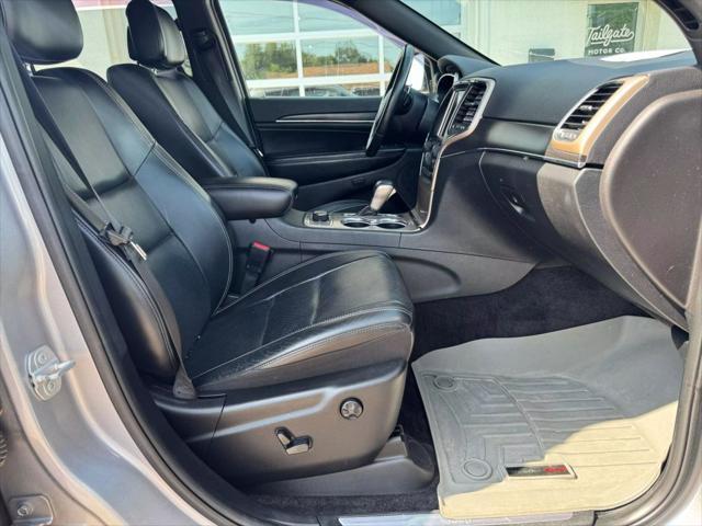 used 2017 Jeep Grand Cherokee car, priced at $15,521