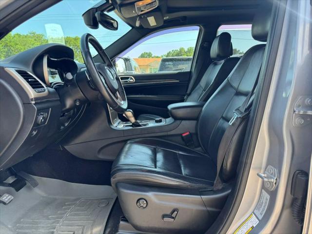used 2017 Jeep Grand Cherokee car, priced at $15,521