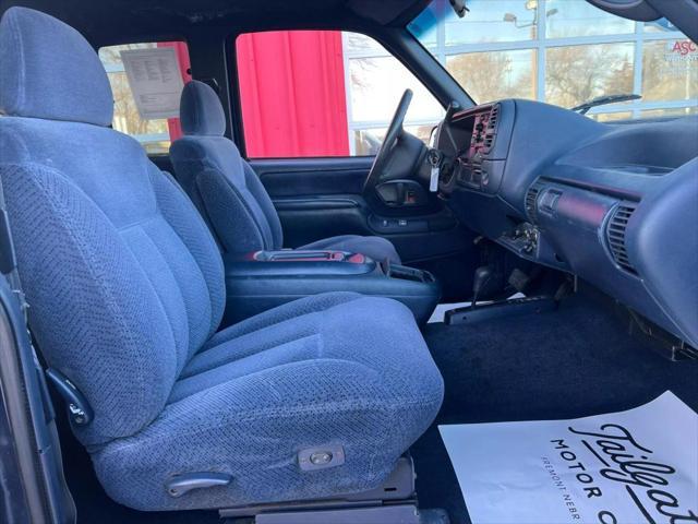 used 1995 Chevrolet 2500 car, priced at $10,900