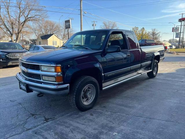 used 1995 Chevrolet 2500 car, priced at $10,900