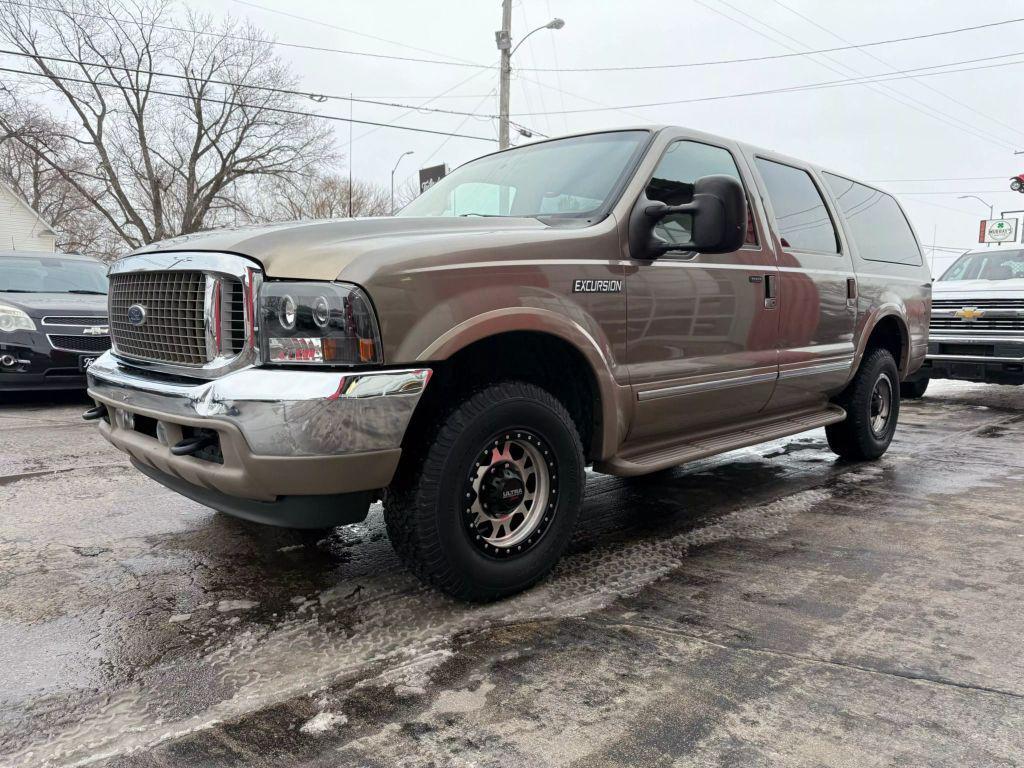 used 2002 Ford Excursion car, priced at $12,500