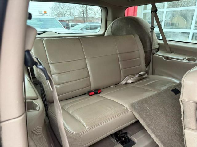 used 2002 Ford Excursion car, priced at $14,900