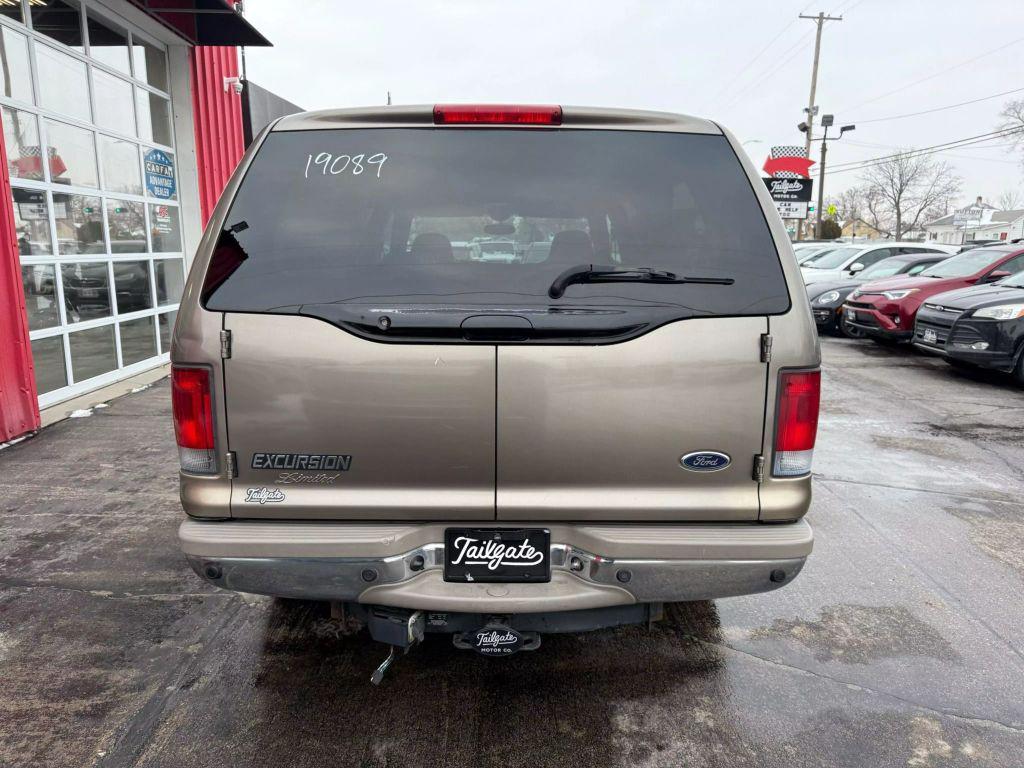 used 2002 Ford Excursion car, priced at $12,500