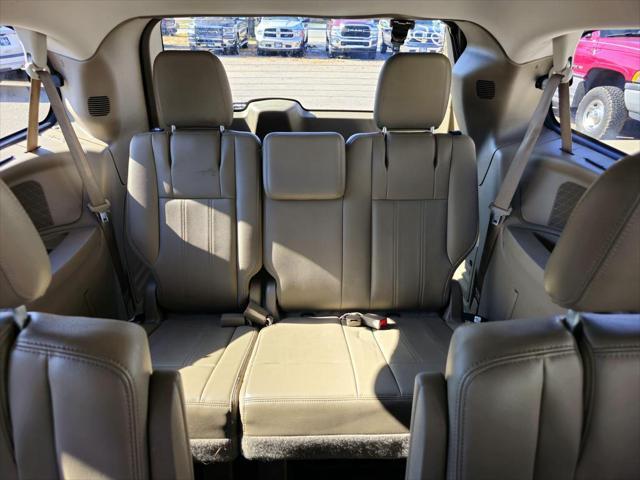 used 2014 Chrysler Town & Country car, priced at $9,900