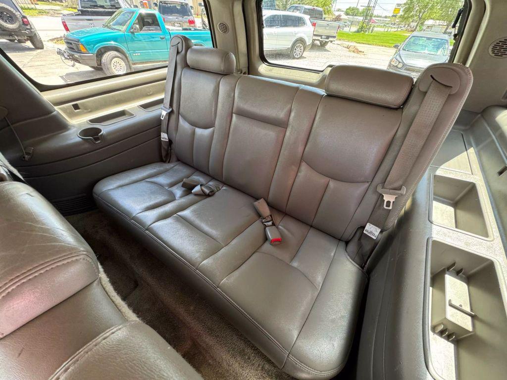 used 2003 GMC Yukon XL car, priced at $9,495