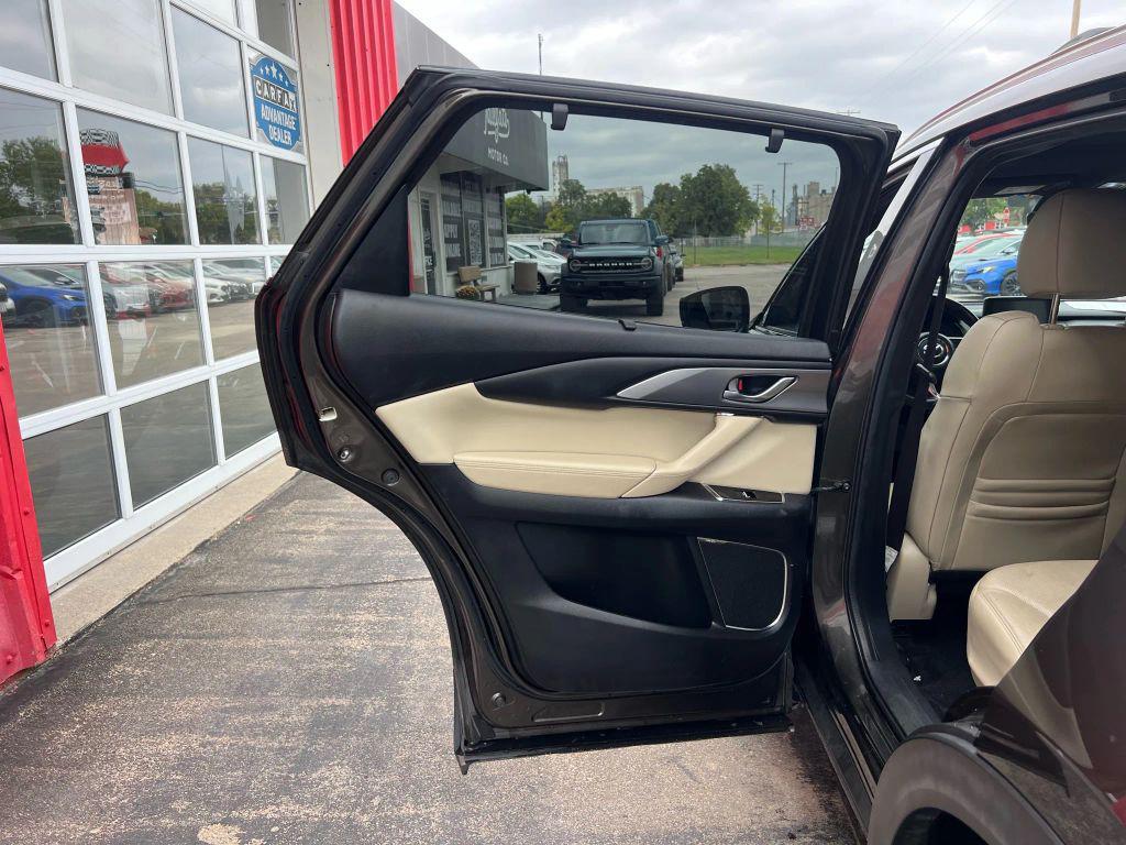 used 2019 Mazda CX-9 car, priced at $18,900