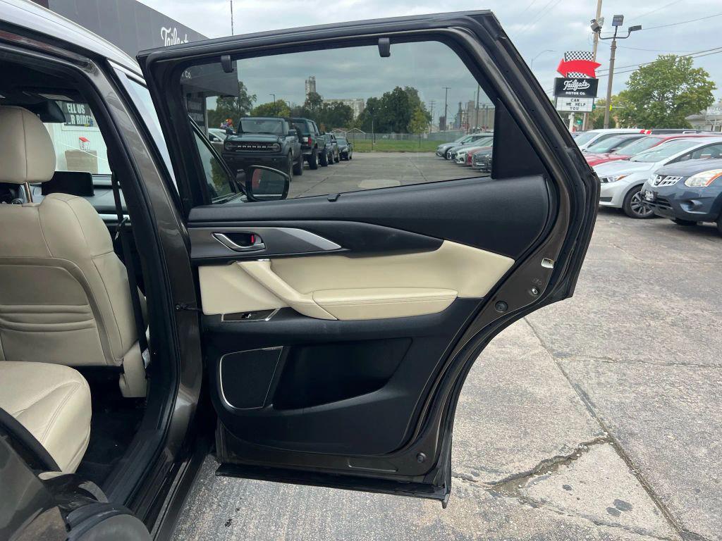 used 2019 Mazda CX-9 car, priced at $18,900