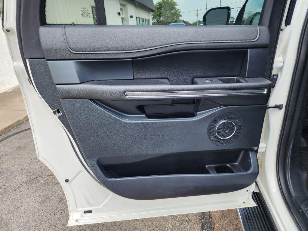 used 2021 Ford Expedition car, priced at $26,900