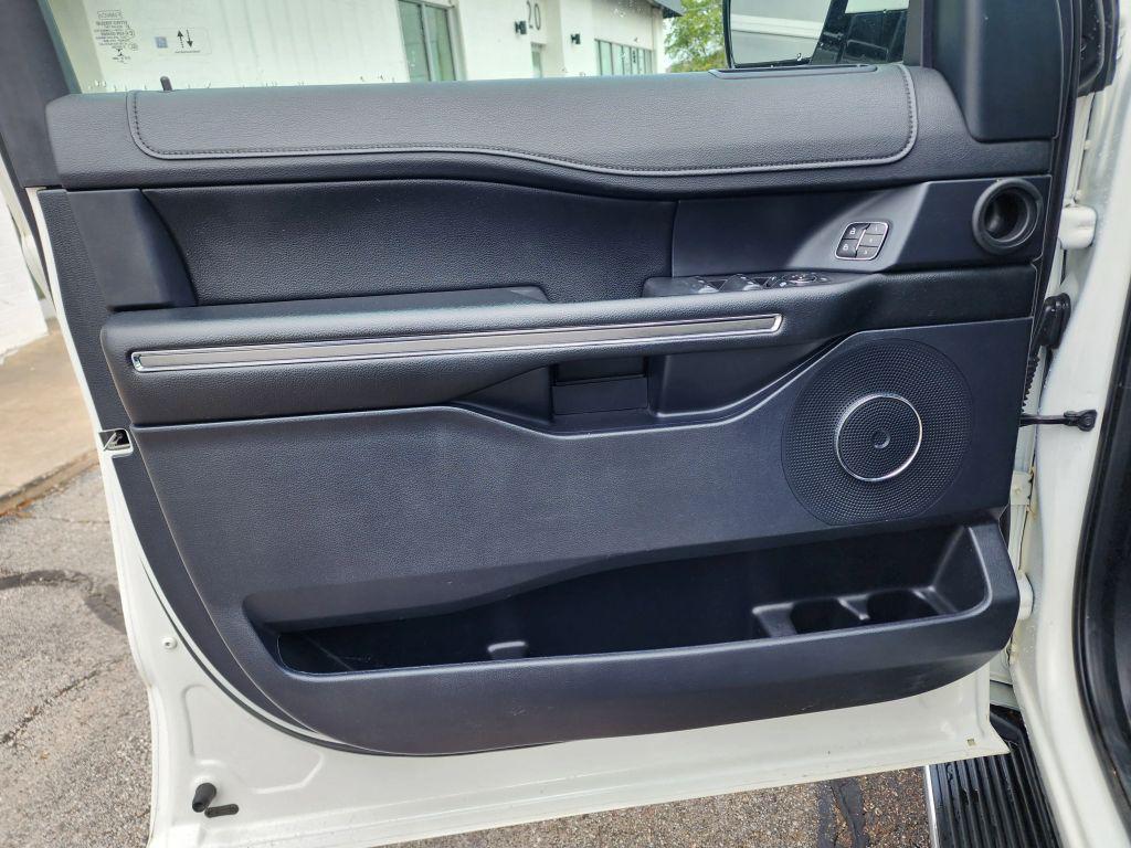 used 2021 Ford Expedition car, priced at $26,900