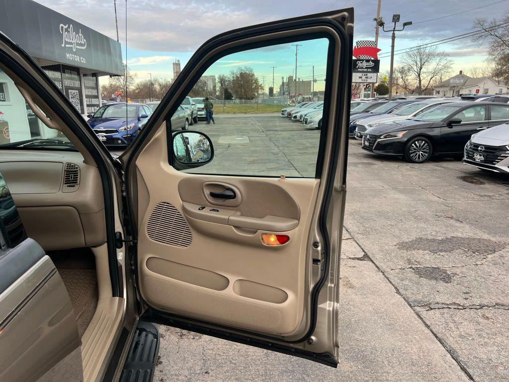 used 2002 Ford F-150 car, priced at $9,900